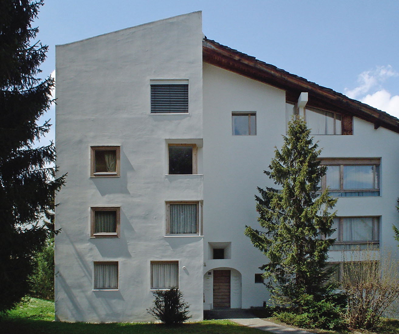 www.archipicture.eu - Rudolf Olgiati - Apartment Building Olza